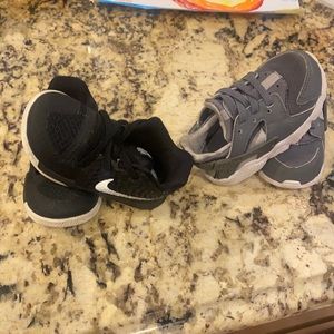 2 Pair Nike sneakers Toddler size 5C EUC